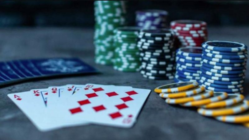 Chơi b&agrave;i cũng cần c&oacute; mẹo hay